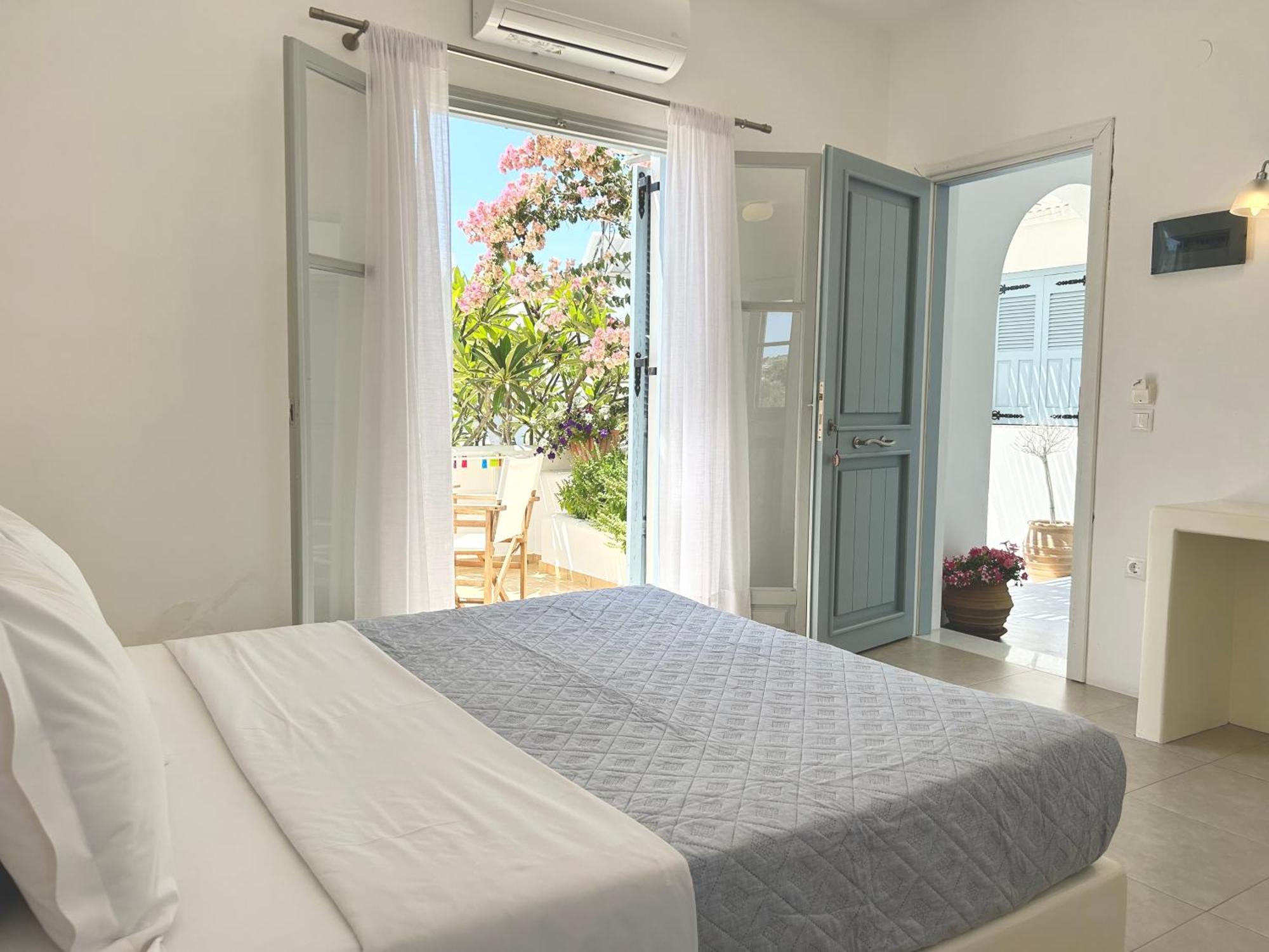 Anita Rooms & Suites Milos Adamantas  Buitenkant foto